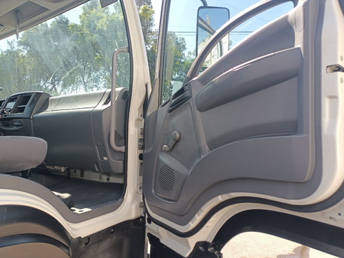 Isuzu Forward 1100 Año 2017