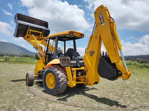 Imagen 8 de 15 de Retroexcavadora Jcb 214e 4x2 C/extensión Y Bote Frontal 4en1