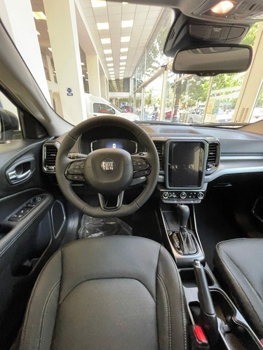 Imagen 8 de 16 de Fiat Toro 1.3 270 Turbo Volcano 4x2 At