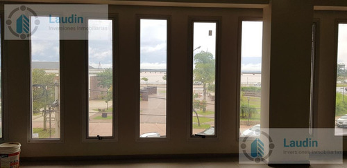 Imagen 3 de 9 de Se Vende Piso Completo Para Oficinas - Posadas