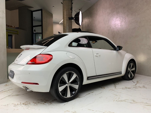 Imagem 6 de 11 de Volkswagen Fusca Tsi Pacote Premiun
