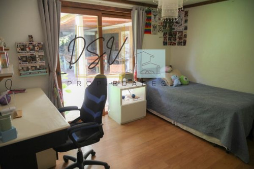 Se Vende Hermosa Casa Sector Lo Barneches