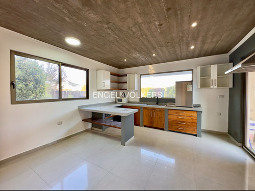 Excelente Casa En Parcela, Chicureo Central