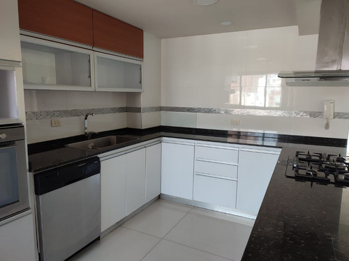 Imagen 27 de 30 de Apto Penthouse Remodelado