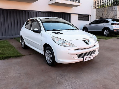 Imagem 3 de 15 de Peugeot 207 1.4 Xr 8v