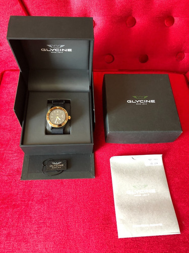 Glycine Combat Sub