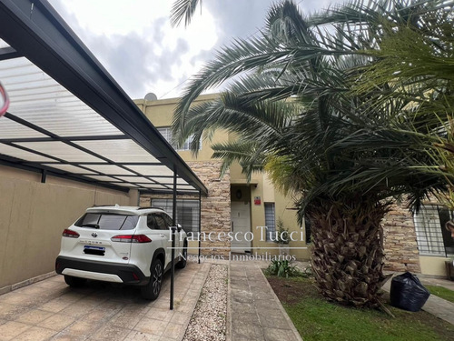 Casa Tipo Duplex En Venta 4 Ambientes Ituzaingó