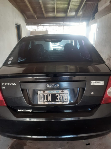 Ford Fiesta Max 1.6 Max Amb Plus