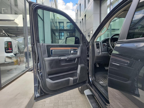 RAM 1500 5.7 Laramie Atx V8