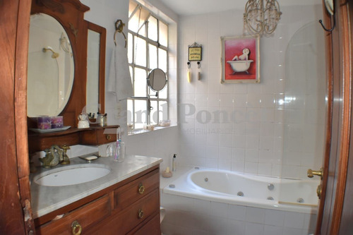 Departamento Tipo Ph De 5 Ambientes C/ Dependencia