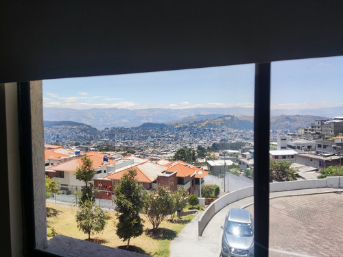 Casa De 4 Habitaciones Con 4 Baños