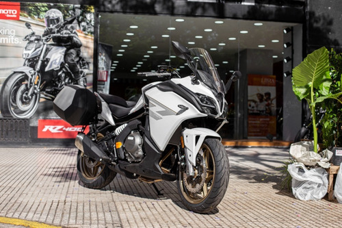 Imagen 19 de 25 de Nueva Cfmoto Gt 650 Cf Moto Lanzamiento Lidermoto La Plata
