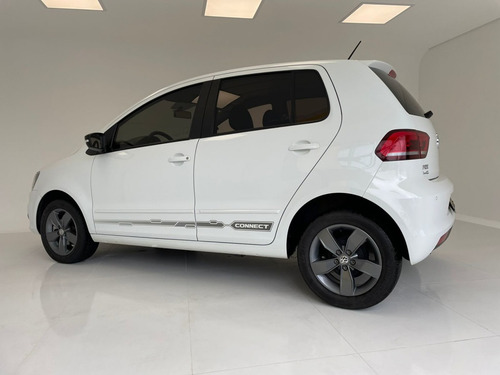 Imagem 15 de 16 de Volkswagen Fox 2018 1.6 Msi Total Flex Connect 4p Manual Br
