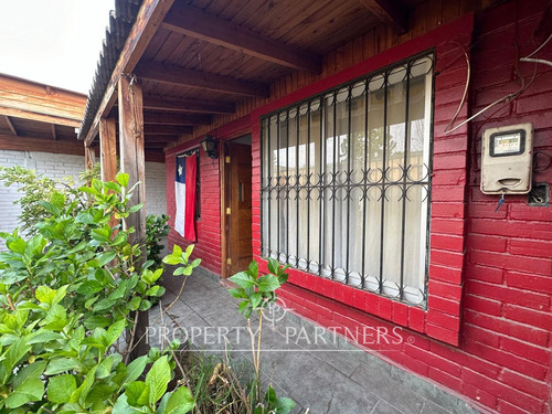 Amplia Propiedad En Sector Residencial Con Excelen...
