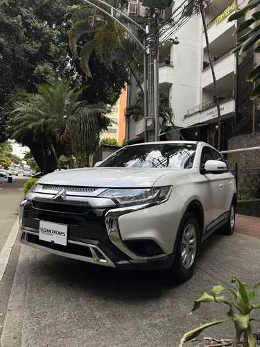 Mitsubishi Outlander 2.4