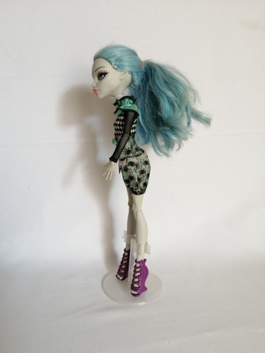 Muñeca Monster High Ghoulia Yelps De Colección Usada (Usado)