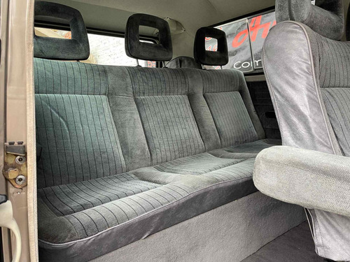Imagen 12 de 15 de Volkswagen Combi Caravelle 1991 Sahara Metálico Impecable