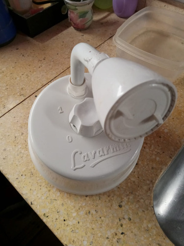 Ducha/calefón/eléctrico/lavarmin. No Funciona La Temp. Alta Blanco 220 W (Usado)