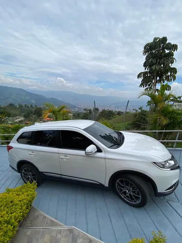Mitsubishi Outlander Kaiteki Outlander kaiteki