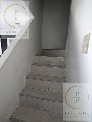 Duplex 4 Ambientes En Flores. Sobre Av. Avellaneda. Oportunidad!