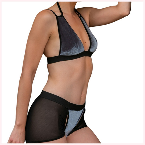 Imagen 2 de 3 de Conjunto De Bralette Y Bóxer Con Aperturas Al Frente