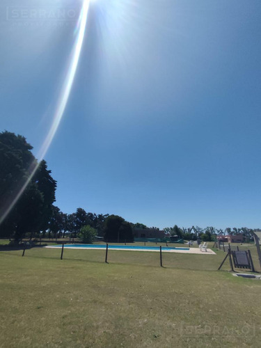 Lote De Terreno De 1200 M2 En Venta En El Club De Campo Los Palenques En Manzanares.