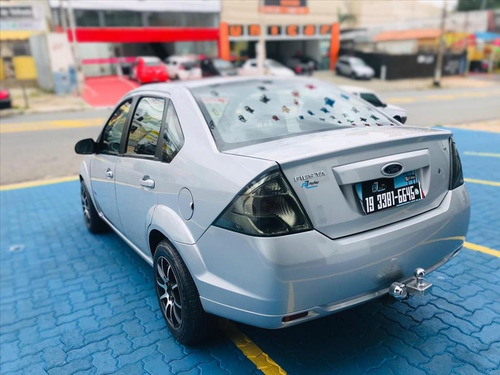 Fiesta 1.6 Mpi Sedan 8v Flex 4p Manual