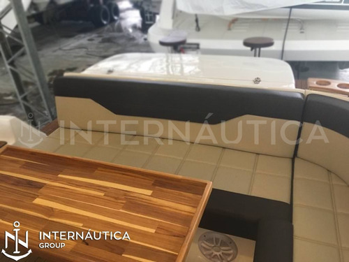 Imagem 10 de 15 de Solara 40 Ht 2020 Phantom Schaefer Focker Solara Trit