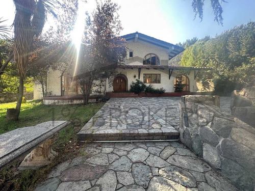 Casa Con Gran Terreno En El Arrayan (90716)