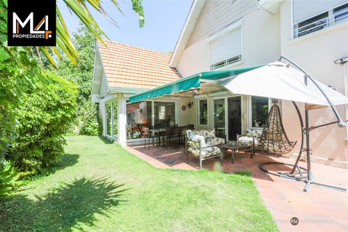 Hermosa Casa Aislada Con Excelente Conectividad Las Condes