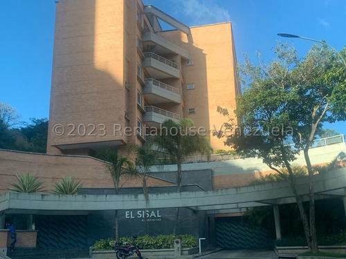 Estupendo Y Cómodo Apartamento En Venta En Lomas Del Sol