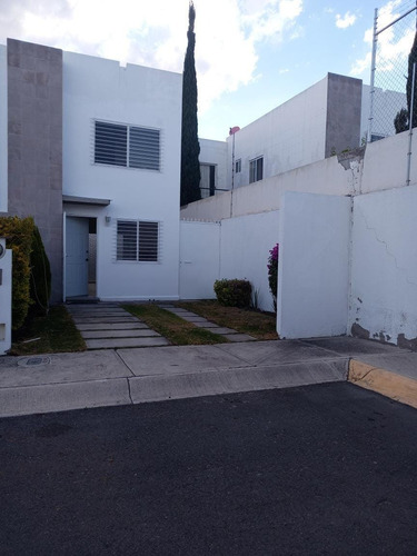 Casa En Venta Fraccionamiento Viñedos 