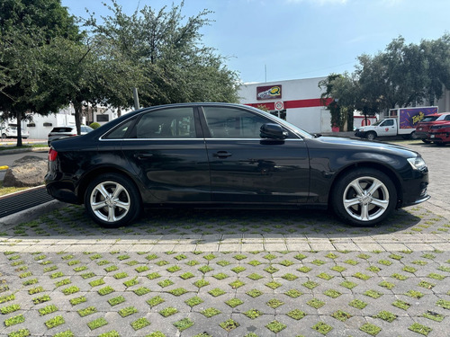 Audi A4 2.0 T Luxury Mt