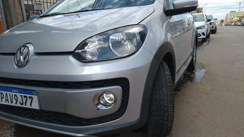 Imagem 1 de 15 de Volkswagen Up! Up Tsi Cross