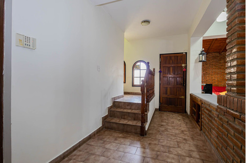 Imagen 13 de 30 de Venta Urgente Por Viaje Casa 5 Amb - Castelar