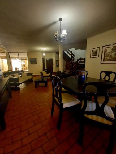 Imagen 4 de 19 de Víctor Castro Alquila Casa Urb. Altos Del Country, Guataparo, Valencia, Edo. Carabobo