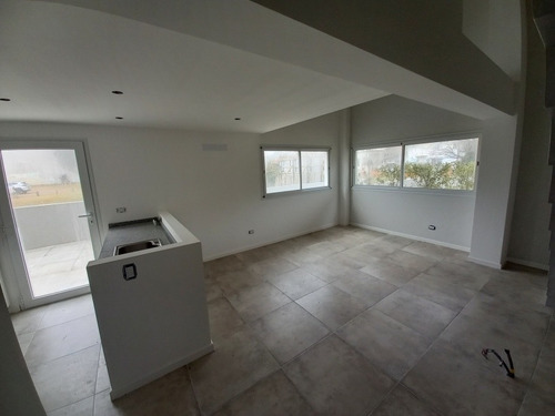 Imagen 9 de 14 de Pinamar Venta. Departamento A Estrenar!! Centro. Financiado.