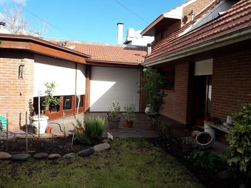Chalet 4 Ambientes En Santa Monica