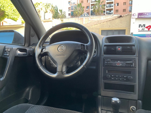 Imagen 6 de 7 de Chevrolet Astra Ii Gls 2.0 N 8v 5ptas