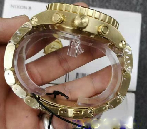 Reloj Nixon Grande 100% Original Enchapado En Oro Nuevo