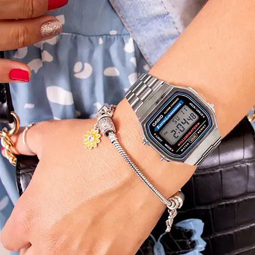 Reloj Pulsera Digital Casio A-168 Con Correa De Acero Inoxid