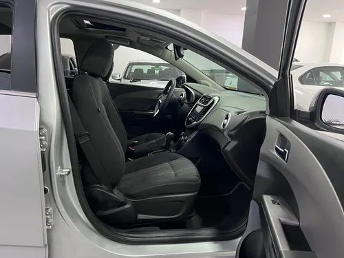 Chevrolet Sonic 1.6 Lt 5 p