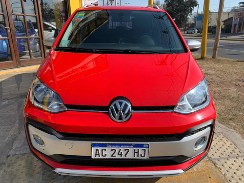 Imagen 2 de 18 de Volkswagen Up! 2018 1.0 Cross Up!