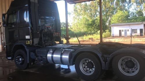 Imagem 3 de 11 de Volvo Fh 460 6x2 Ano 2014 Automatico