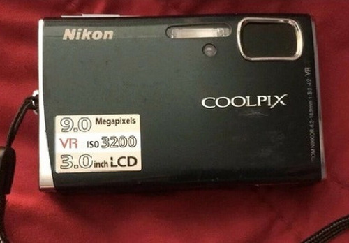 Nikon Coolpix S 52 Tampa Da Bateria Quebrada Sem Acessórios
