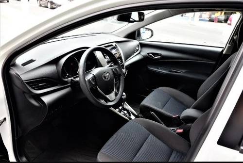 Toyota Yaris Sedan 1.5 16v Xl Multidrive