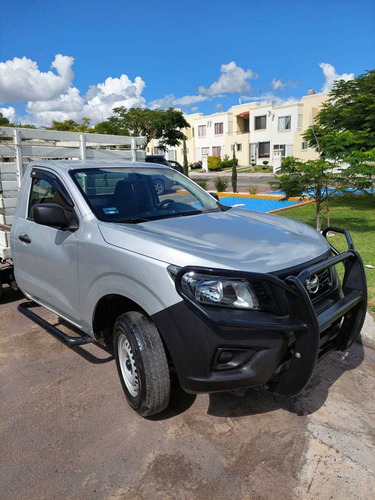 Imagen 2 de 15 de Nissan Np300 2017 Estacas Dh Aa Pack Seg