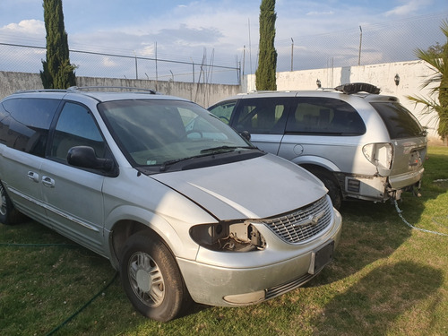 Chrysler Town & Country 3.8 Limited At