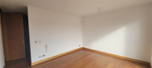 Casa En Arriendo De 6 Dorm. Colegio Huinganal