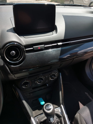 Imagen 13 de 15 de Mazda 2 Sedan 2019 I Touring Motor 1.5